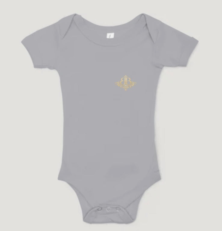 Babykleidung